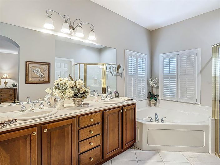 Image No.40-3 Bed House for sale