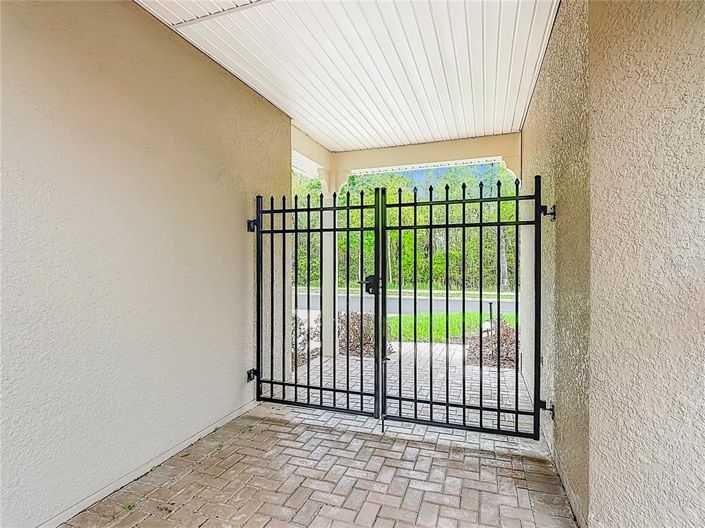 Image No.6-3 Bed House for sale