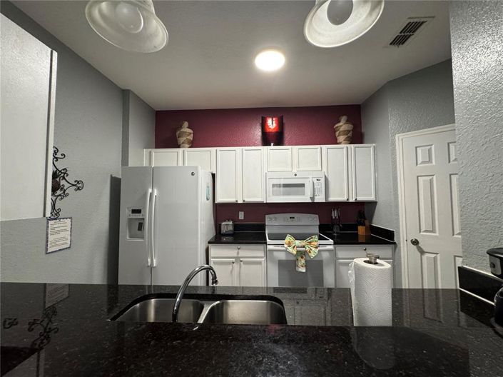 Image No.3-3 Bed Apartment for sale