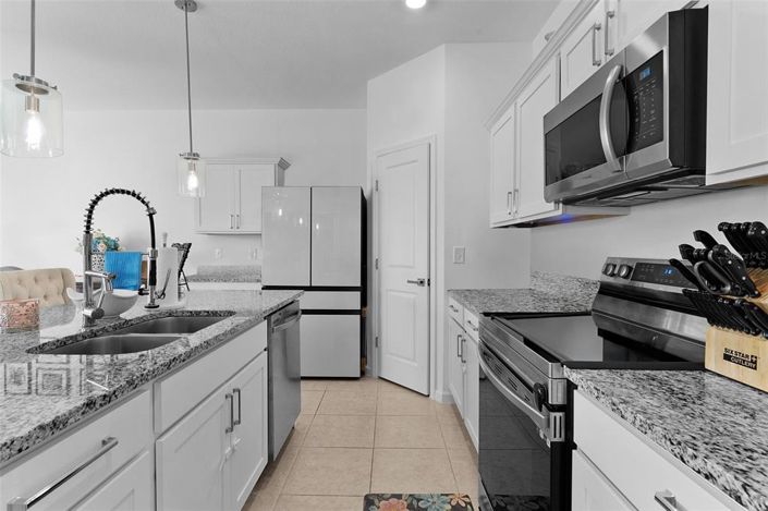 Image No.14-4 Bed House for sale