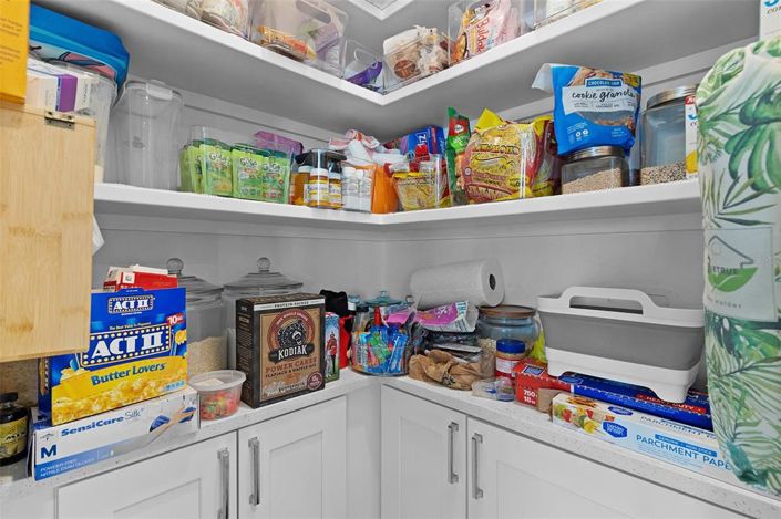 Image No.16-4 Bed House for sale