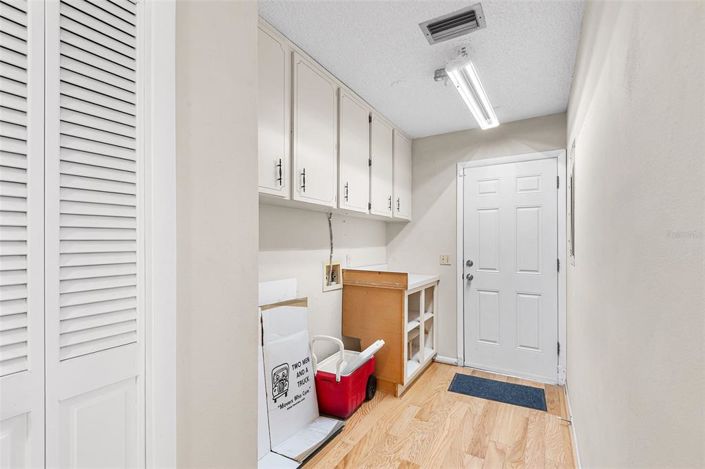 Image No.28-3 Bed House for sale