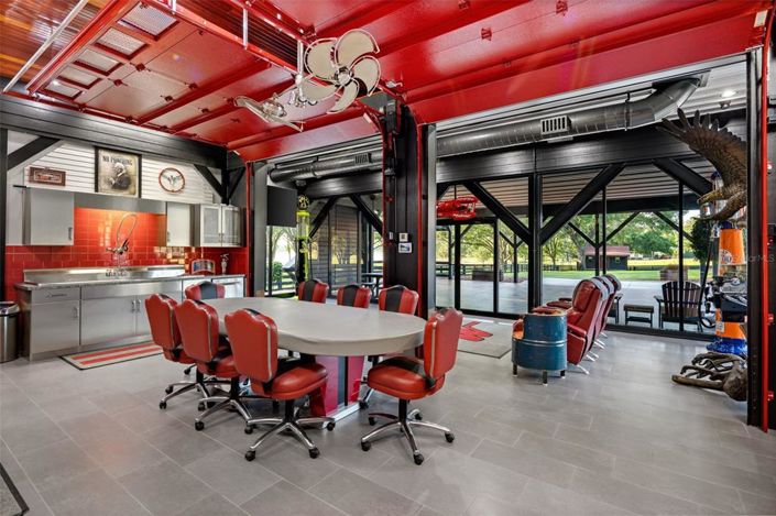 Image No.14-3 Bed House for sale