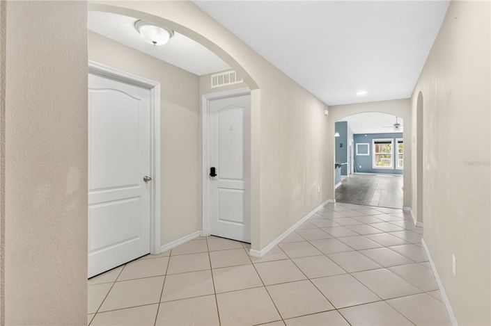 Image No.3-Maison de 5 chambres à vendre à Saint John