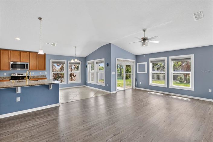 Image No.9-Maison de 5 chambres à vendre à Saint John