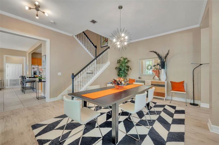 Image No.10-4 Bed Townhouse for sale