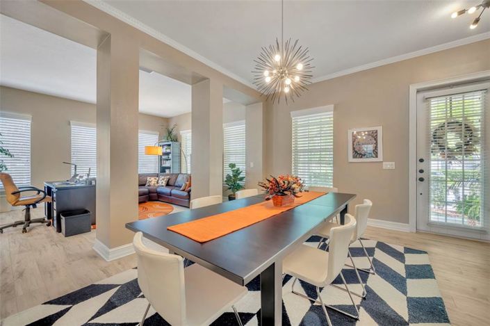 Image No.11-4 Bed Townhouse for sale