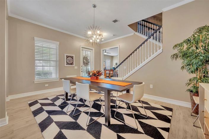 Image No.12-4 Bed Townhouse for sale