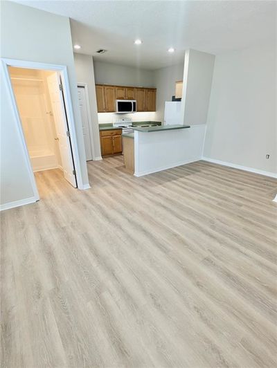 Image No.48-4 Bed Townhouse for sale