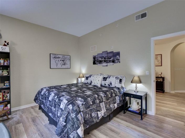 Image No.13-2 Bed Apartment for sale