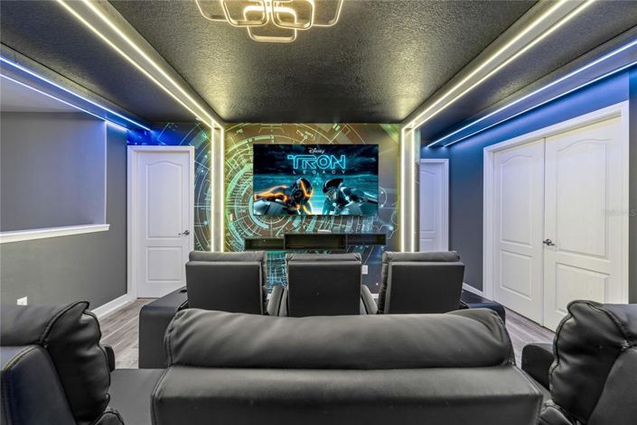 Image No.24-9 Bed House for sale