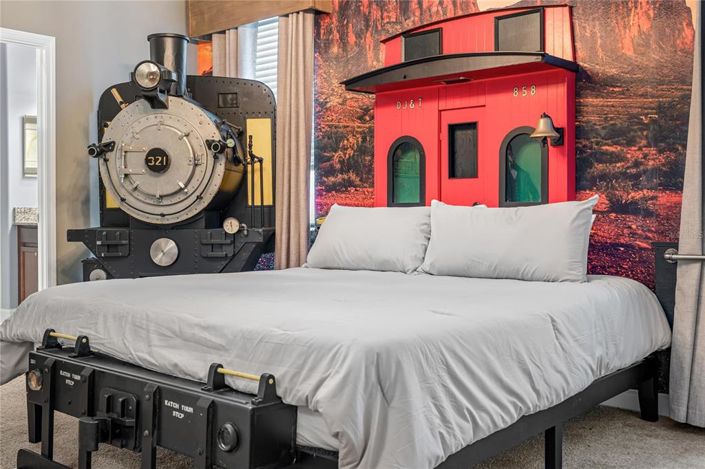 Image No.27-9 Bed House for sale