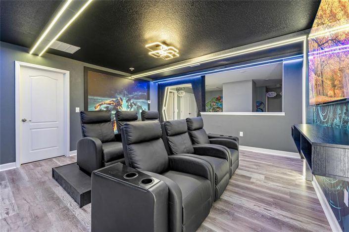 Image No.4-9 Bed House for sale