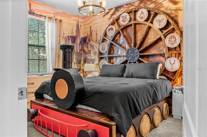 Image No.8-9 Bed House for sale