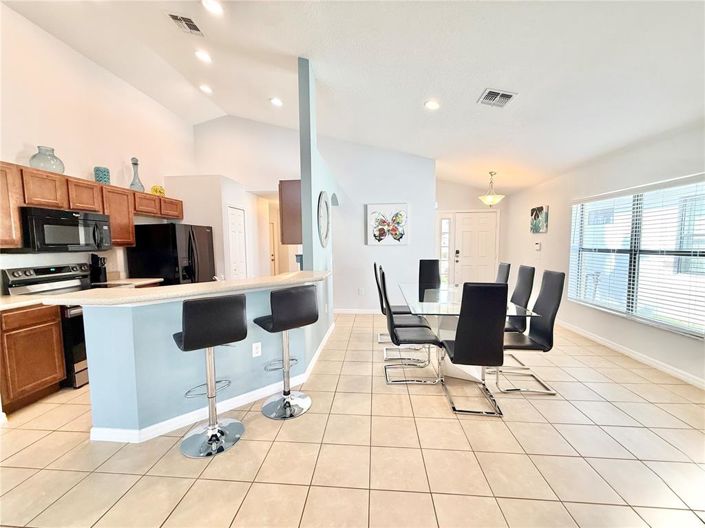 Image No.8-Maison de 4 chambres à vendre à Saint John