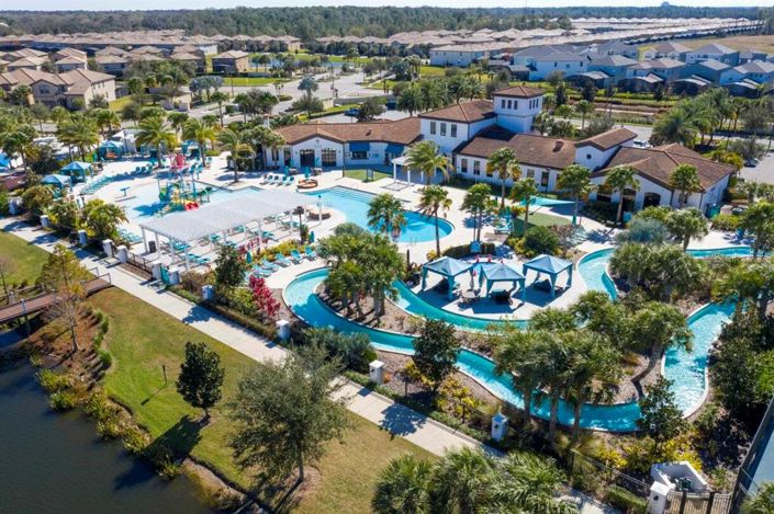 Image No.44-5 Bed Townhouse for sale