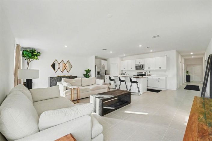 Image No.2-Maison de 4 chambres à vendre à Saint John