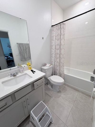 Image No.25-3 Bed Townhouse for sale