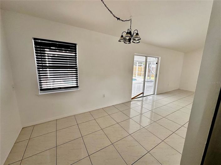 Image No.4-3 Bed House for sale