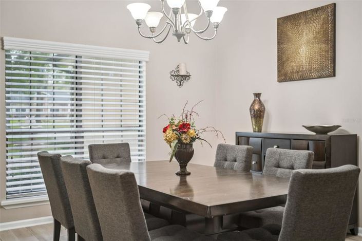 Image No.14-4 Bed House for sale