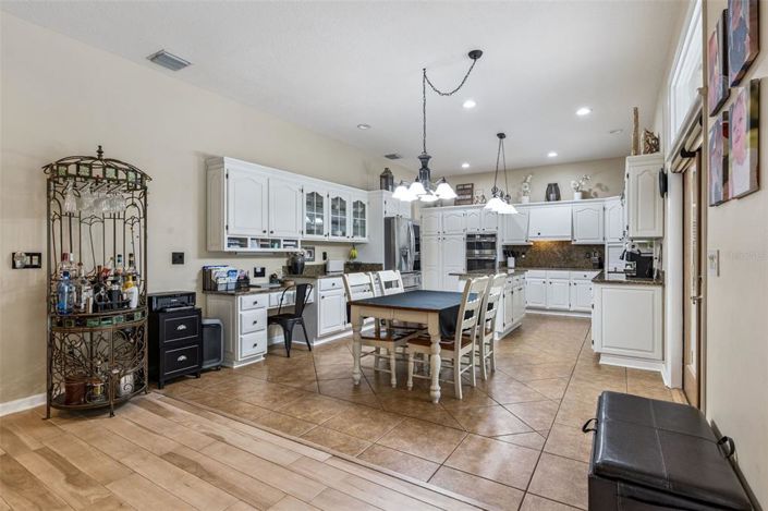 Image No.16-4 Bed House for sale