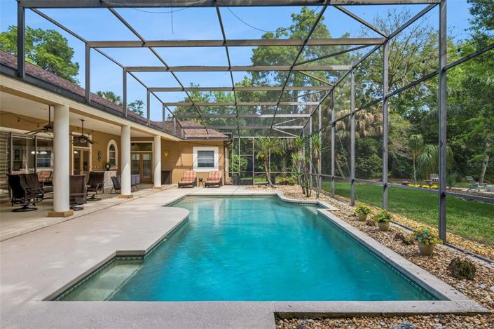 Image No.5-4 Bed House for sale