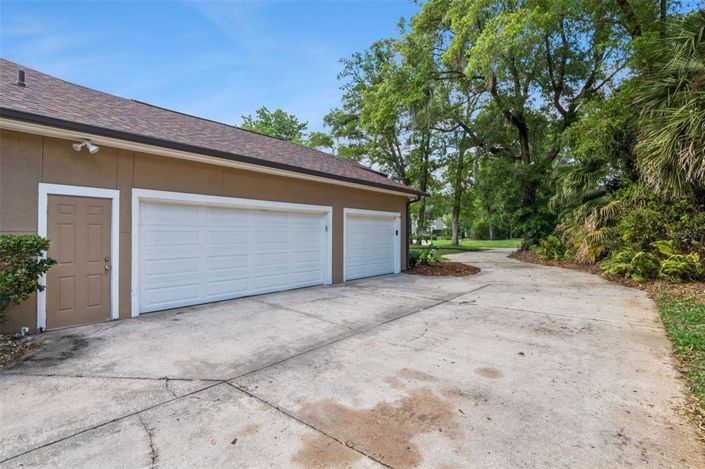 Image No.52-4 Bed House for sale