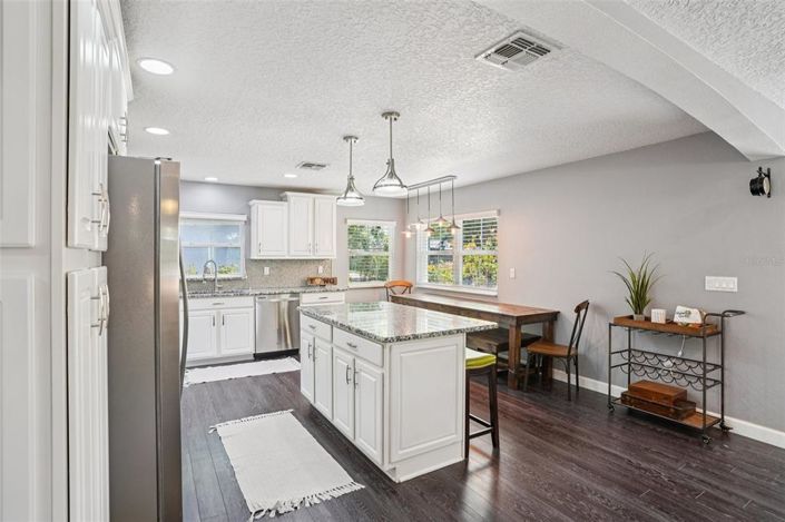 Image No.16-3 Bed House for sale