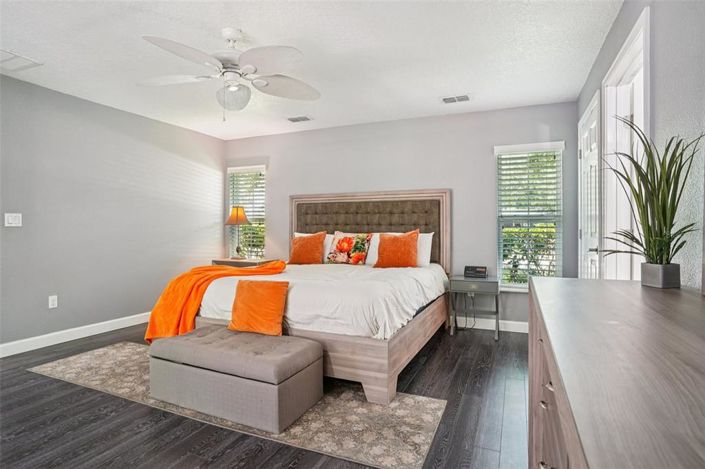 Image No.22-3 Bed House for sale