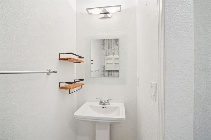 Image No.32-3 Bed House for sale