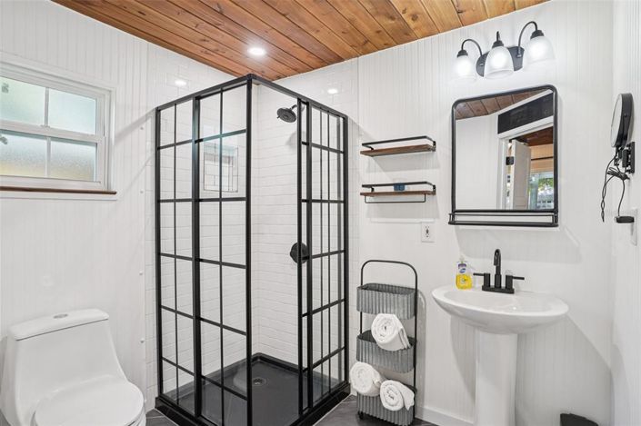 Image No.45-3 Bed House for sale