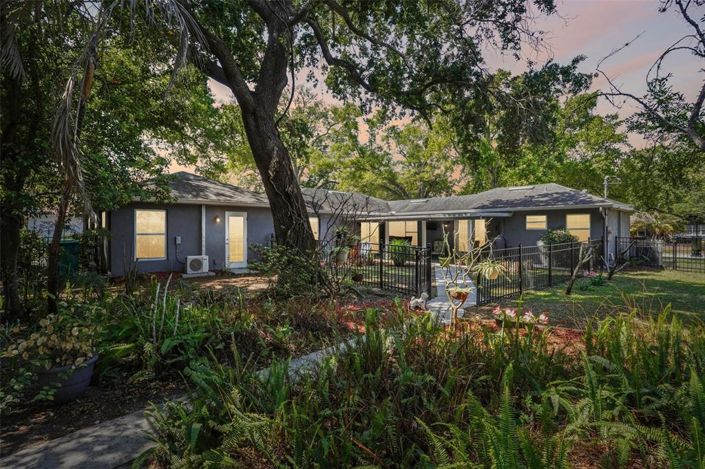 Image No.52-3 Bed House for sale