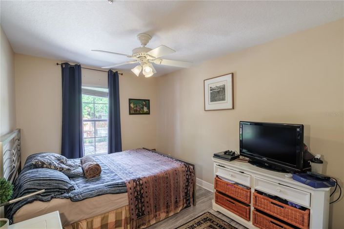 Image No.22-3 Bed Townhouse for sale