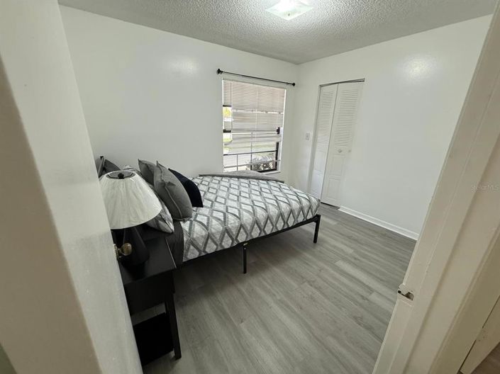 Image No.17-2 Bed House for sale