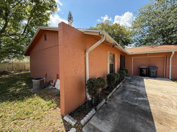 Image No.3-2 Bed House for sale