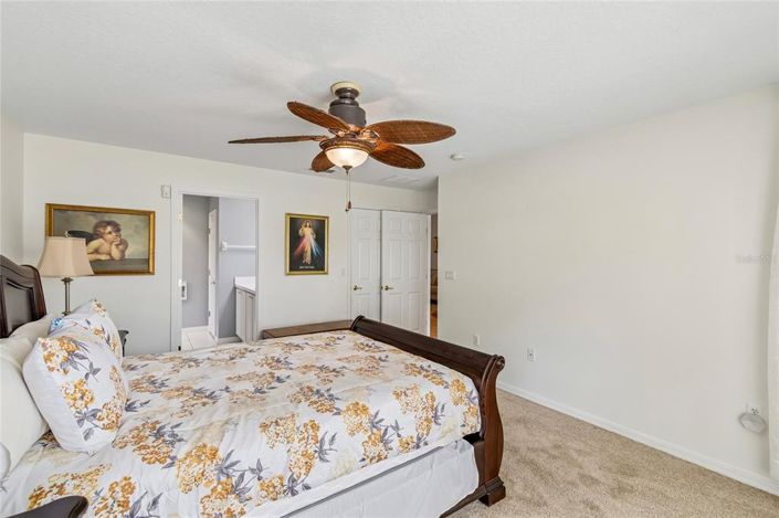 Image No.17-2 Bed House for sale