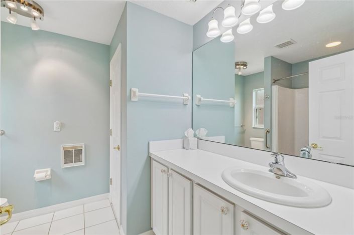 Image No.19-2 Bed House for sale