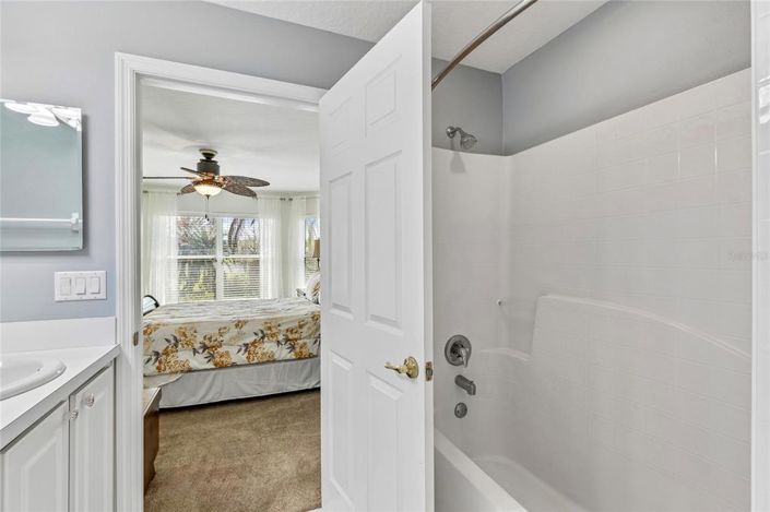 Image No.21-2 Bed House for sale