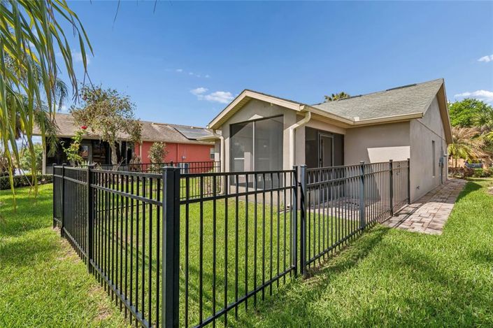 Image No.33-2 Bed House for sale