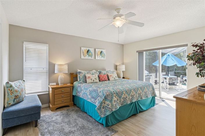 Image No.21-4 Bed House for sale