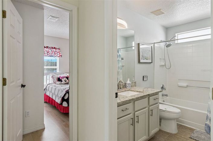 Image No.33-4 Bed House for sale