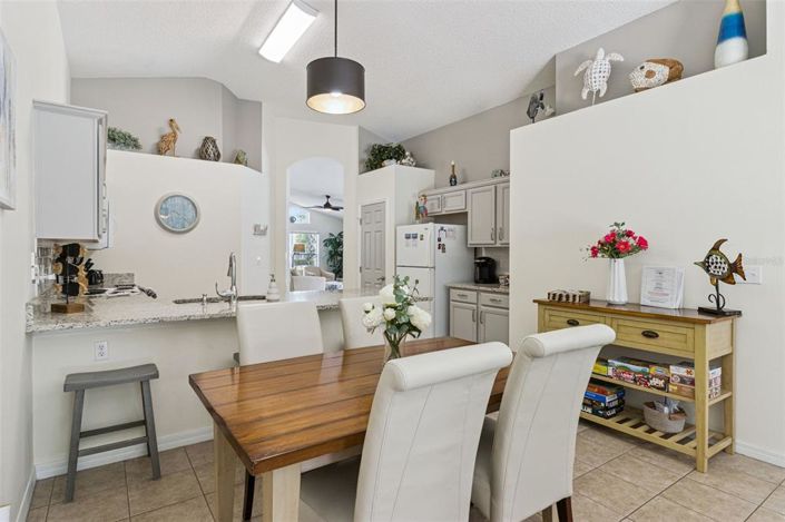 Image No.7-4 Bed House for sale