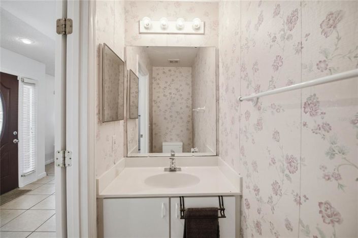 Image No.17-4 Bed House for sale