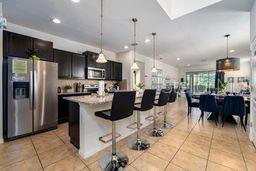 Image No.9-6 Bed House for sale