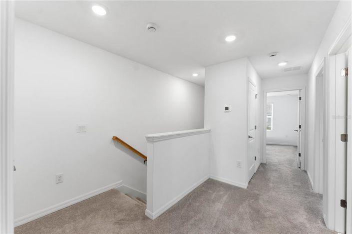 Image No.11-3 Bed Townhouse for sale