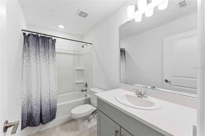 Image No.17-3 Bed Townhouse for sale