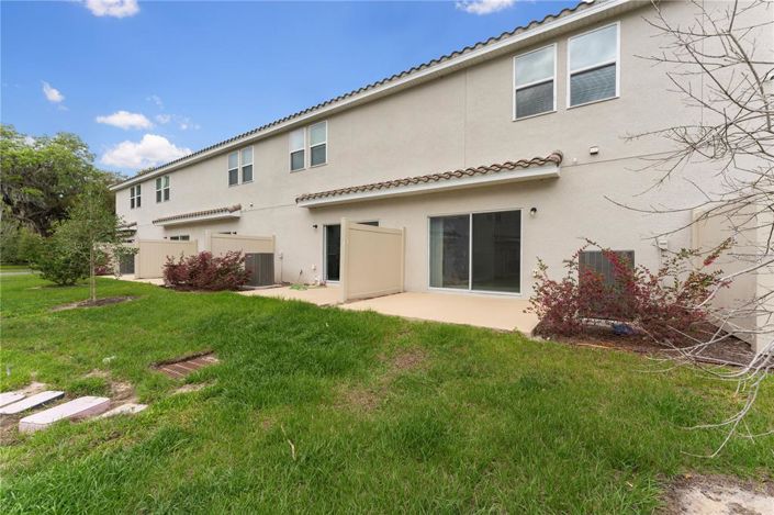 Image No.22-3 Bed Townhouse for sale