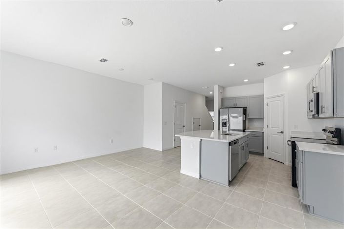 Image No.9-3 Bed Townhouse for sale