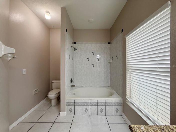 Image No.17-3 Bed House for sale