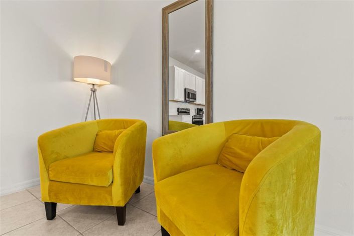 Image No.14-3 Bed Townhouse for sale